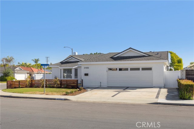 Image 4 of 60 For 21032 Shepherd