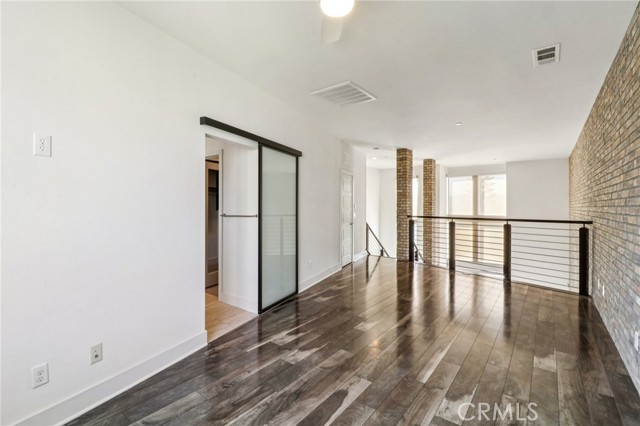 Detail Gallery Image 7 of 60 For 7887 Stylus, San Diego,  CA 92108 - 2 Beds | 2/1 Baths