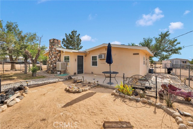 10378 Willow Wells Avenue, Lucerne Valley CA: https://media.crmls.org/medias/5e82efea-763b-4adb-b7fa-76199f8747a8.jpg