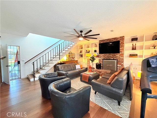 Detail Gallery Image 11 of 17 For 1675 W Mells, Anaheim,  CA 92802 - 4 Beds | 3/1 Baths