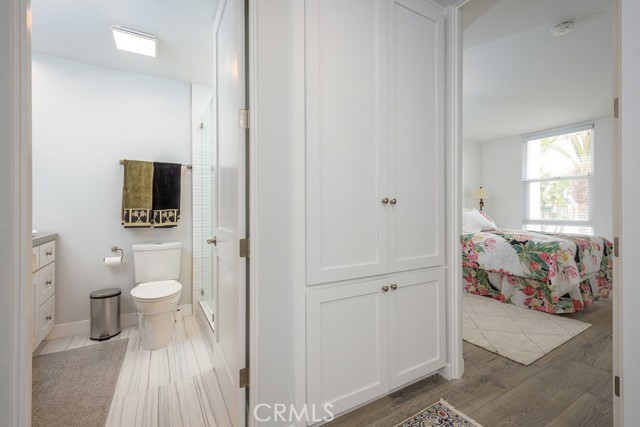 4073 Aladdin Drive, Huntington Beach CA: https://media.crmls.org/medias/5e839d3f-784b-425d-808a-cc384fbc9809.jpg