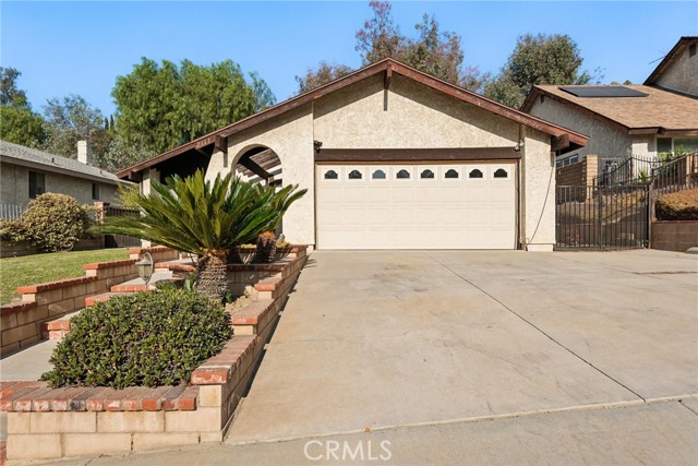 Detail Gallery Image 1 of 35 For 2117 E Loraine St, West Covina,  CA 91792 - 3 Beds | 2 Baths