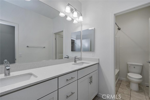 Detail Gallery Image 30 of 39 For 110 Red Brick Dr #3,  Simi Valley,  CA 93065 - 3 Beds | 2/1 Baths