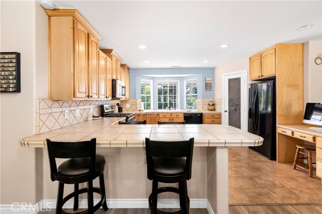 Detail Gallery Image 5 of 56 For 30405 Del Rey Rd, Temecula,  CA 92591 - 4 Beds | 3 Baths