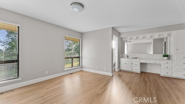 29 Zepher Way, Oroville CA: https://media.crmls.org/medias/5e87ad66-5990-43d3-98de-bb44bfd4e5ea.jpg