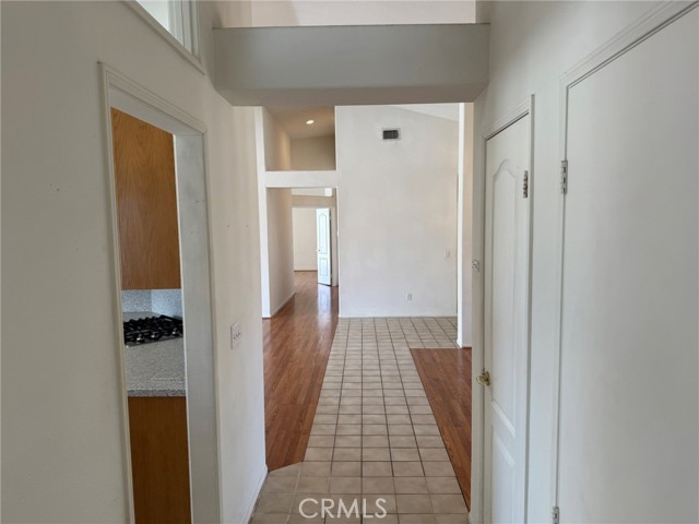 13240 Mugu Court, Apple Valley CA: https://media.crmls.org/medias/5e889298-c148-4e0c-b6b0-53362aac73fe.jpg