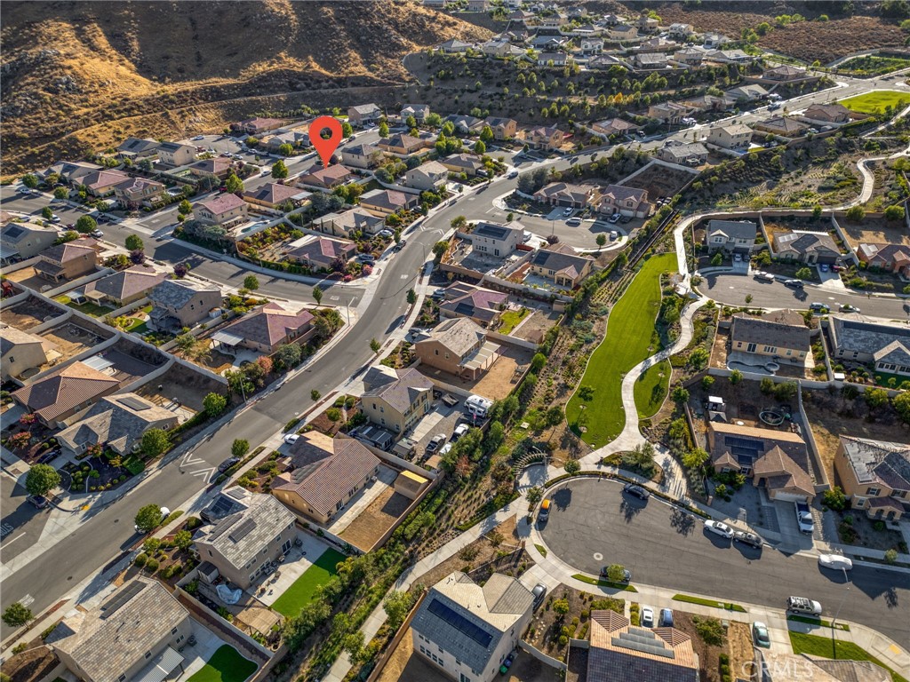 https://media.crmls.org/medias/5e896546-49ef-4af3-bd1b-8b515bcab5e5.jpg?preset=X-Large