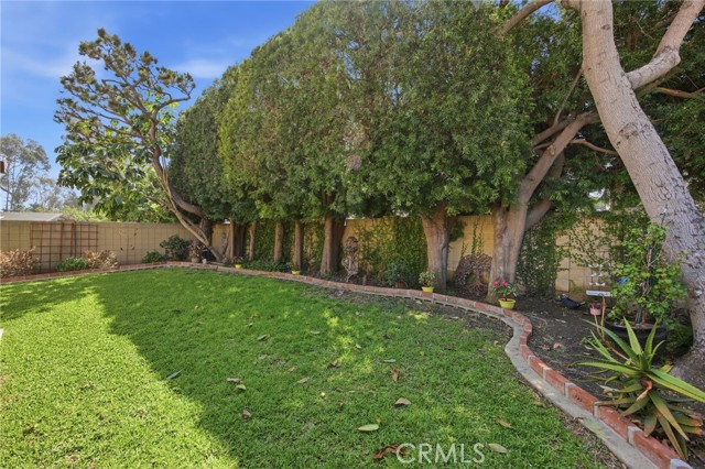 Detail Gallery Image 42 of 49 For 105 Harvard Ln, Seal Beach,  CA 90740 - 5 Beds | 2 Baths