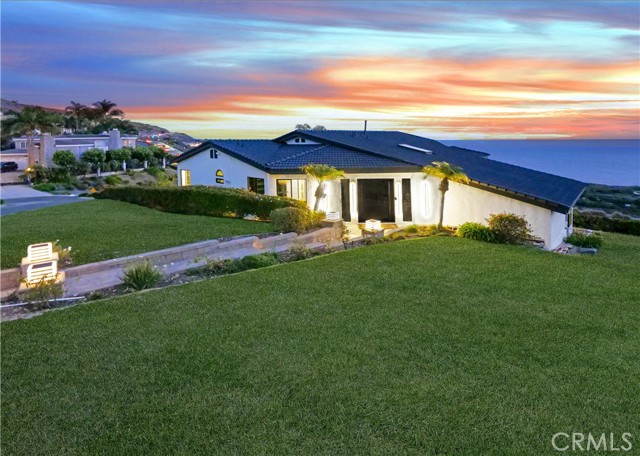 Detail Gallery Image 12 of 58 For 32551 Seacliff Dr, Rancho Palos Verdes,  CA 90275 - 4 Beds | 3/1 Baths