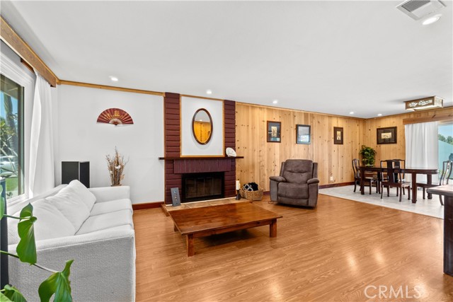 Detail Gallery Image 8 of 31 For 22582 Catania, Laguna Hills,  CA 92653 - 4 Beds | 2 Baths