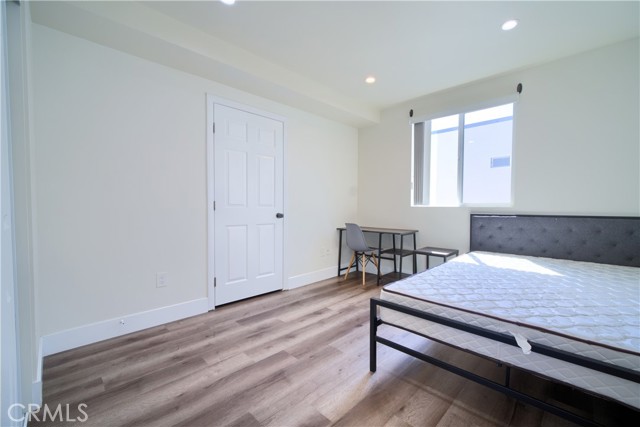 1423 New Hampshire Avenue, Los Angeles CA: https://media.crmls.org/medias/5e8d2295-1fb3-4955-8b37-2d23a5bfe748.jpg