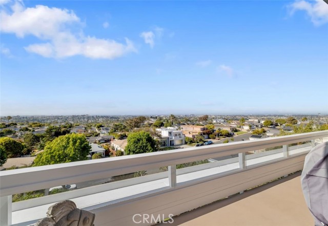 425 Via El Chico, Redondo Beach, California 90277, 3 Bedrooms Bedrooms, ,3 BathroomsBathrooms,Residential,For Sale,Via El Chico,SB25147877