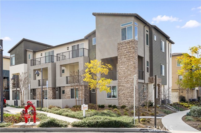 Detail Gallery Image 3 of 74 For 312 Tank, Irvine,  CA 92618 - 3 Beds | 3/1 Baths