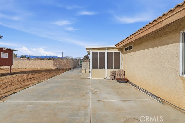 Detail Gallery Image 37 of 48 For 16647 Elm St, Hesperia,  CA 92345 - 4 Beds | 3 Baths