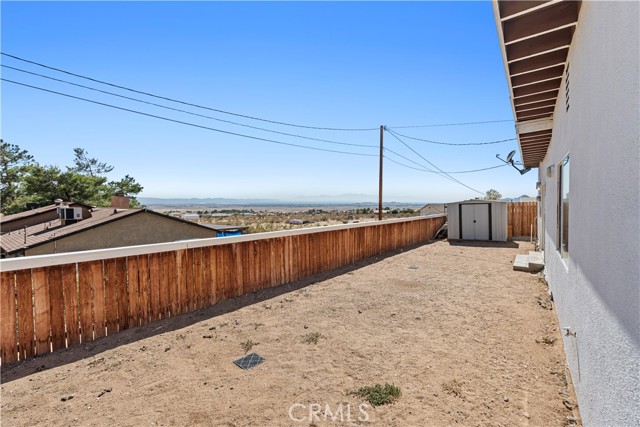 Detail Gallery Image 25 of 45 For 23859 South Rd, Apple Valley,  CA 92307 - 4 Beds | 2 Baths