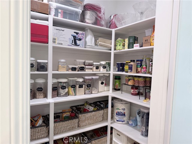 Detail Gallery Image 10 of 52 For 27370 Stonehenge, Hemet,  CA 92544 - 5 Beds | 4/1 Baths