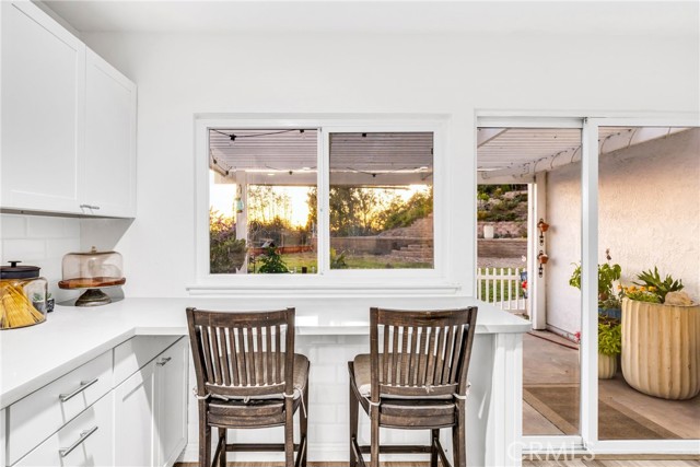 22701 Via Tercero, Mission Viejo CA: https://media.crmls.org/medias/5e8fee3d-fda1-457a-bb30-daf87a04b24f.jpg