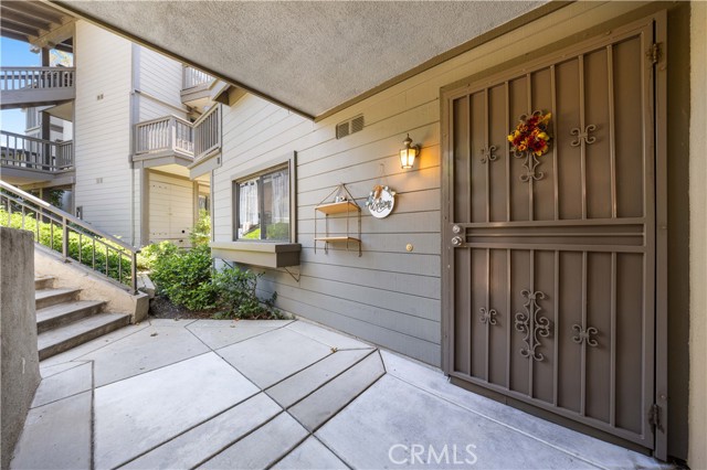 11 Palos, Irvine CA: https://media.crmls.org/medias/5e8fefa4-c6cb-428b-aec7-909771a95114.jpg