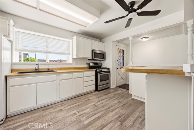 Detail Gallery Image 11 of 19 For 7293 El Cielo Cir, Buena Park,  CA 90620 - 4 Beds | 2 Baths