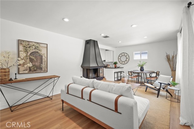 2482 New York Drive, Altadena CA: https://media.crmls.org/medias/5e920205-03e0-48dd-a802-5d95f84c1bb4.jpg