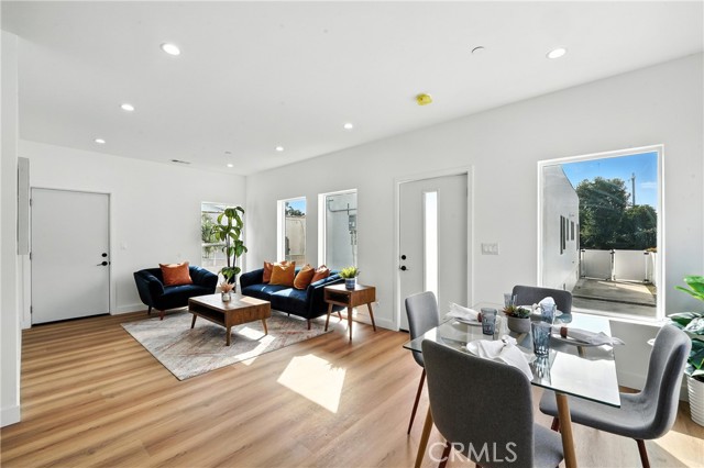 3031 3033 Vineyard Avenue, Los Angeles CA: https://media.crmls.org/medias/5e921b4e-af1c-4408-93e4-4da817957d62.jpg