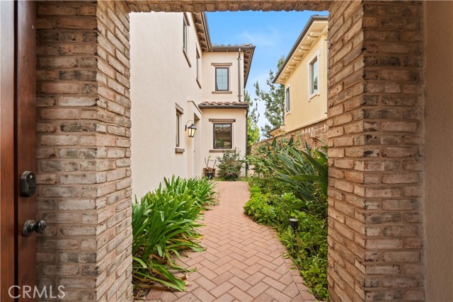 Detail Gallery Image 5 of 34 For 54 Painted Cameo, Irvine,  CA 92602 - 4 Beds | 3 Baths