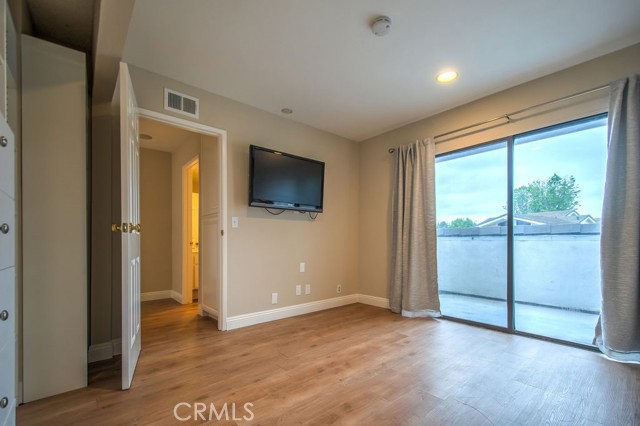 5021 Corkwood Lane, Irvine CA: https://media.crmls.org/medias/5e93842e-bccd-4c5b-806f-ba0003f31280.jpg