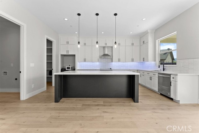 Detail Gallery Image 8 of 45 For 6 Stepping Stone Ct, Oroville,  CA 95966 - 3 Beds | 3 Baths