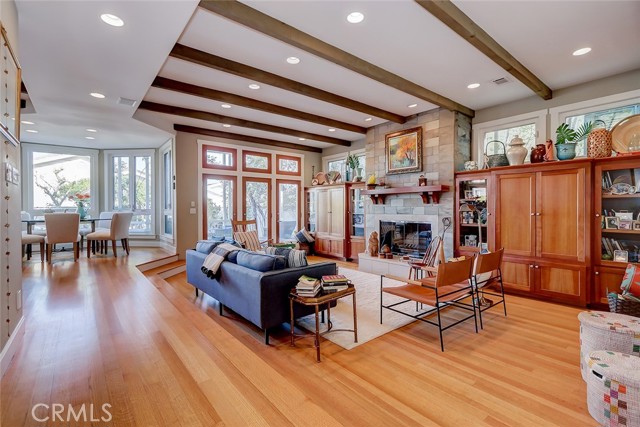 2200 John Street, Manhattan Beach, California 90266, 4 Bedrooms Bedrooms, ,3 BathroomsBathrooms,Residential,Sold,John,SB23065646