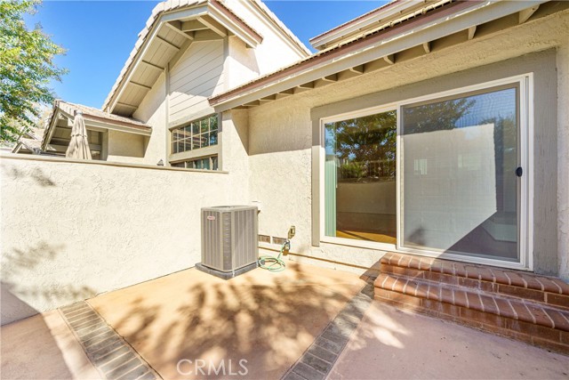 Detail Gallery Image 4 of 45 For 5 Starshine #3,  Irvine,  CA 92603 - 3 Beds | 2/1 Baths