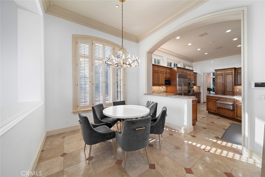 5e961d21 31a6 4072 A46f B3d61c2c4dec