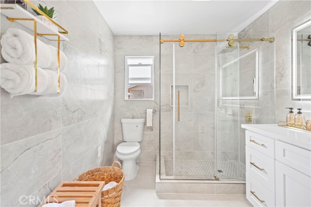 Detail Gallery Image 17 of 62 For 1421 E Turin Ave, Anaheim,  CA 92805 - 3 Beds | 2 Baths
