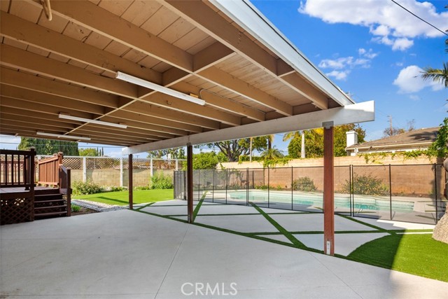 Detail Gallery Image 29 of 38 For 14012 Gershon Pl, Santa Ana,  CA 92705 - 3 Beds | 3 Baths