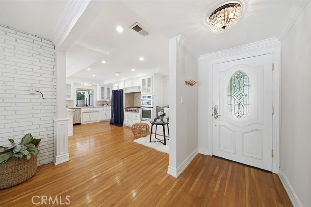 Detail Gallery Image 2 of 48 For 806 Adlena, Fullerton,  CA 92833 - 3 Beds | 2 Baths