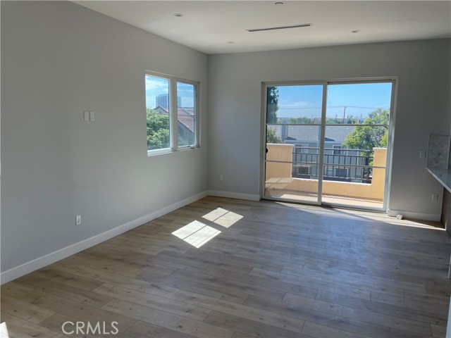 361 Myrtle Street, 201 photo 8