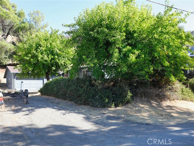 Detail Gallery Image 2 of 20 For 3944 Foothill Dr, Lucerne,  CA 95458 - 1 Beds | 2 Baths