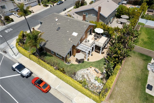 27492 Via Valor, Dana Point CA: https://media.crmls.org/medias/5e994cbe-a263-4476-a5cc-5cb6ec9e6db2.jpg