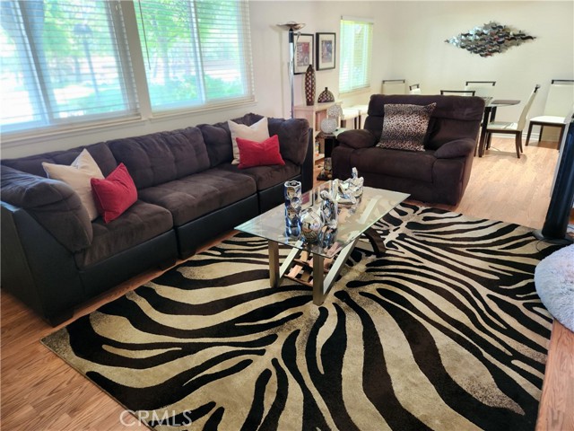 10030 Larwin Avenue, 1 photo 7