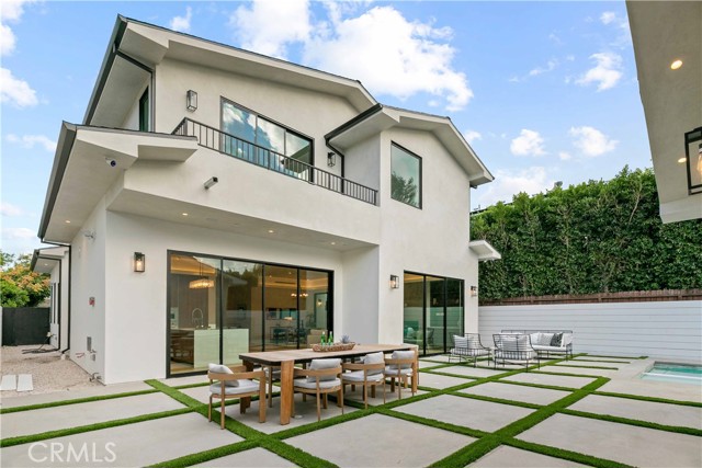 Detail Gallery Image 33 of 49 For 4532 Katherine, Sherman Oaks,  CA 91423 - 6 Beds | 6/1 Baths