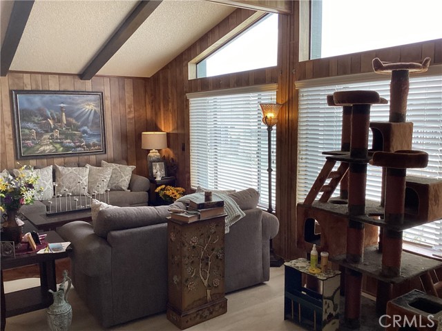 4133 W Wilson Street, Banning CA: https://media.crmls.org/medias/5e9a2a7e-0958-4d20-80a2-478012dd215e.jpg