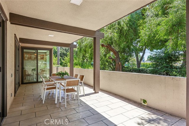 480 S Orange Grove Boulevard, Pasadena CA: https://media.crmls.org/medias/5e9a95e9-0764-4f6d-be33-90d1a13f6579.jpg