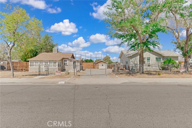 Detail Gallery Image 31 of 62 For 43517 7th St E., Lancaster,  CA 93535 - – Beds | – Baths