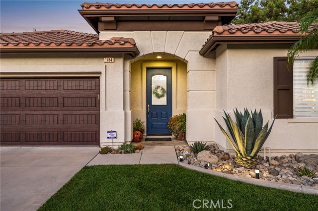 Detail Gallery Image 3 of 48 For 1784 Pinnacle, Upland,  CA 91784 - 3 Beds | 2/1 Baths