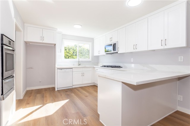 Detail Gallery Image 9 of 29 For 6552 Franrivers Ave, West Hills,  CA 91307 - 3 Beds | 2 Baths