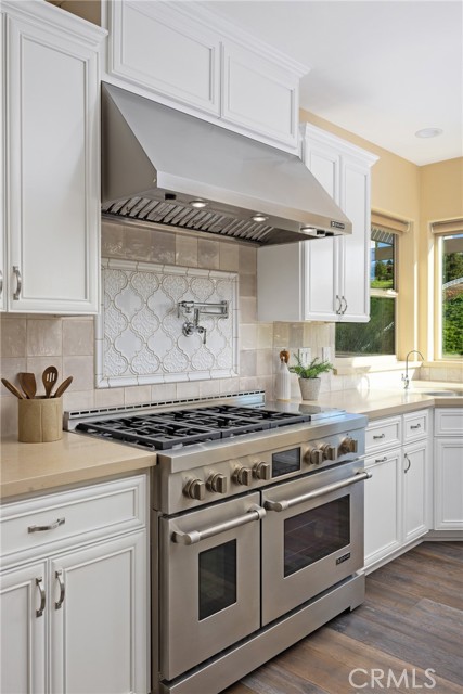 Detail Gallery Image 11 of 47 For 2015 Kleck Rd, Paso Robles,  CA 93446 - 4 Beds | 3 Baths