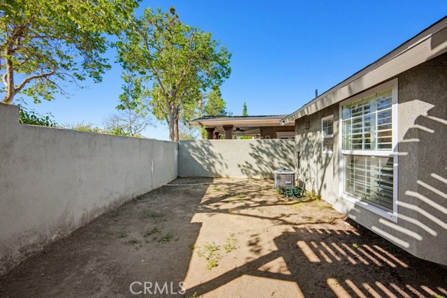 Detail Gallery Image 34 of 36 For 14477 El Contento, Fontana,  CA 92337 - 3 Beds | 2 Baths