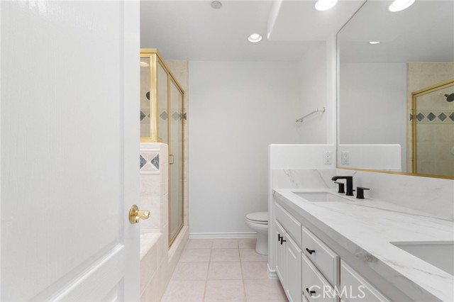 Detail Gallery Image 25 of 31 For 1225 Stanford Ave, Redondo Beach,  CA 90278 - 3 Beds | 2/1 Baths