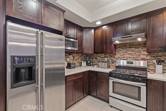Detail Gallery Image 7 of 31 For 12026 Hoffman Steet #101,  Studio City,  CA 91604 - 3 Beds | 3 Baths