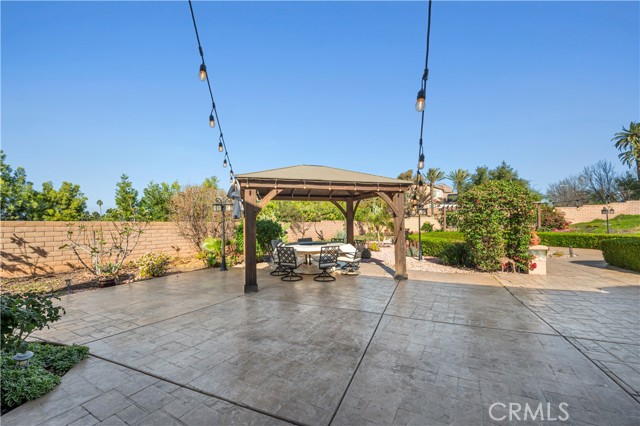 Detail Gallery Image 12 of 52 For 12810 Sierra Creek, Riverside,  CA 92503 - 5 Beds | 3 Baths