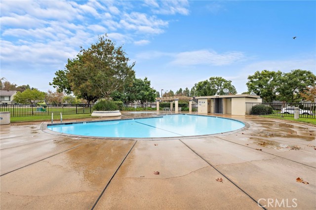 Detail Gallery Image 34 of 39 For 6 Fieldflower, Irvine,  CA 92614 - 3 Beds | 2/1 Baths